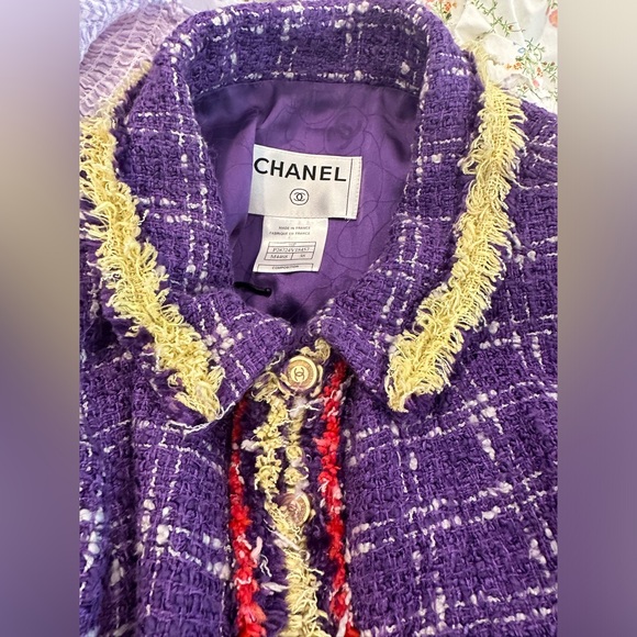 ***SOLD*** Chanel Purple Tweed Jacket- Spring 2006 Runway - Picture 6 of 11